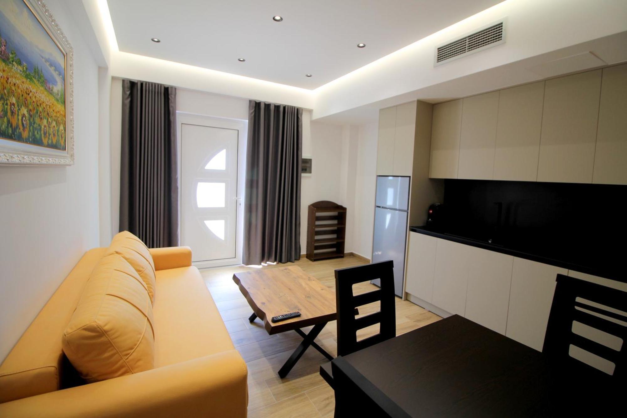 Alis Apartments Sarande Exterior photo